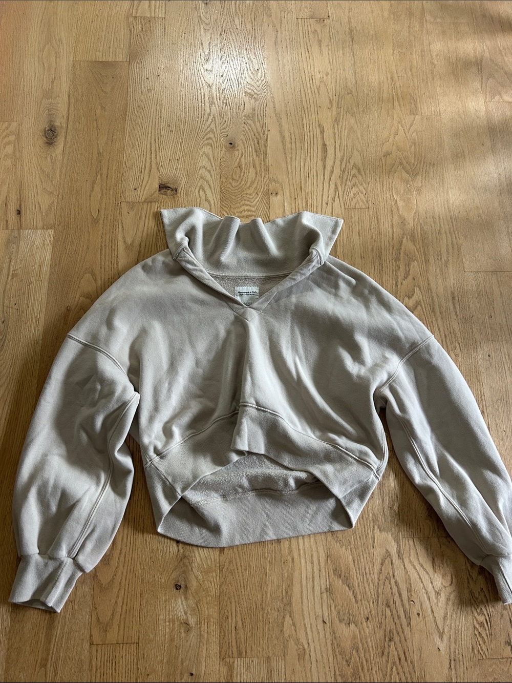 Abercrombie & Fitch Cropped Pullover Hoodie in Light Beige